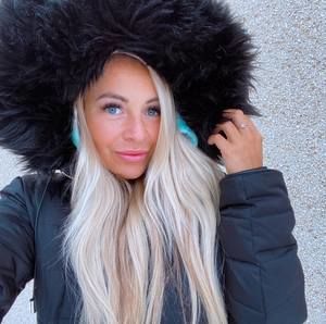 Meet your Posher, Lexie